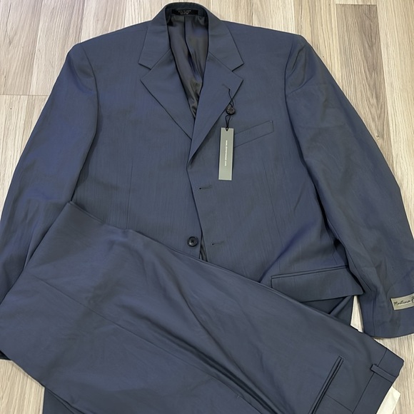 Martina Franca Gray Wool 3 Button Blazer 2 Piece Suit NWT‎